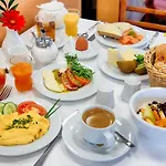 萨克森 - 安哈特酒店酒店 3*